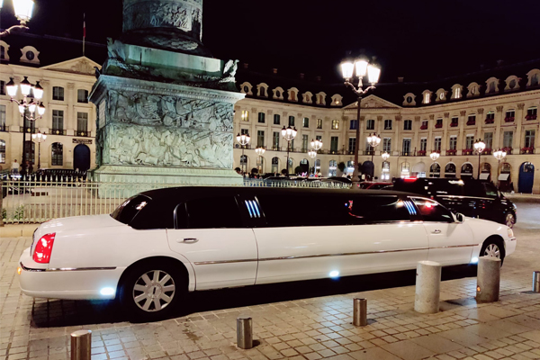 location de limousine à Paris : Limousine-Lincoln-Town