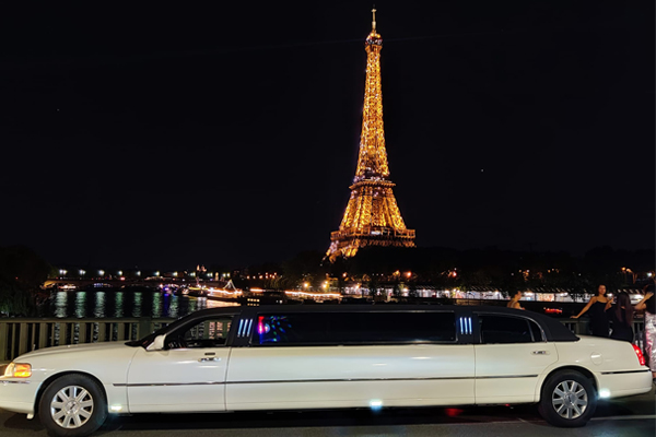 location de limousine à Paris : Limousine-Lincoln-Town